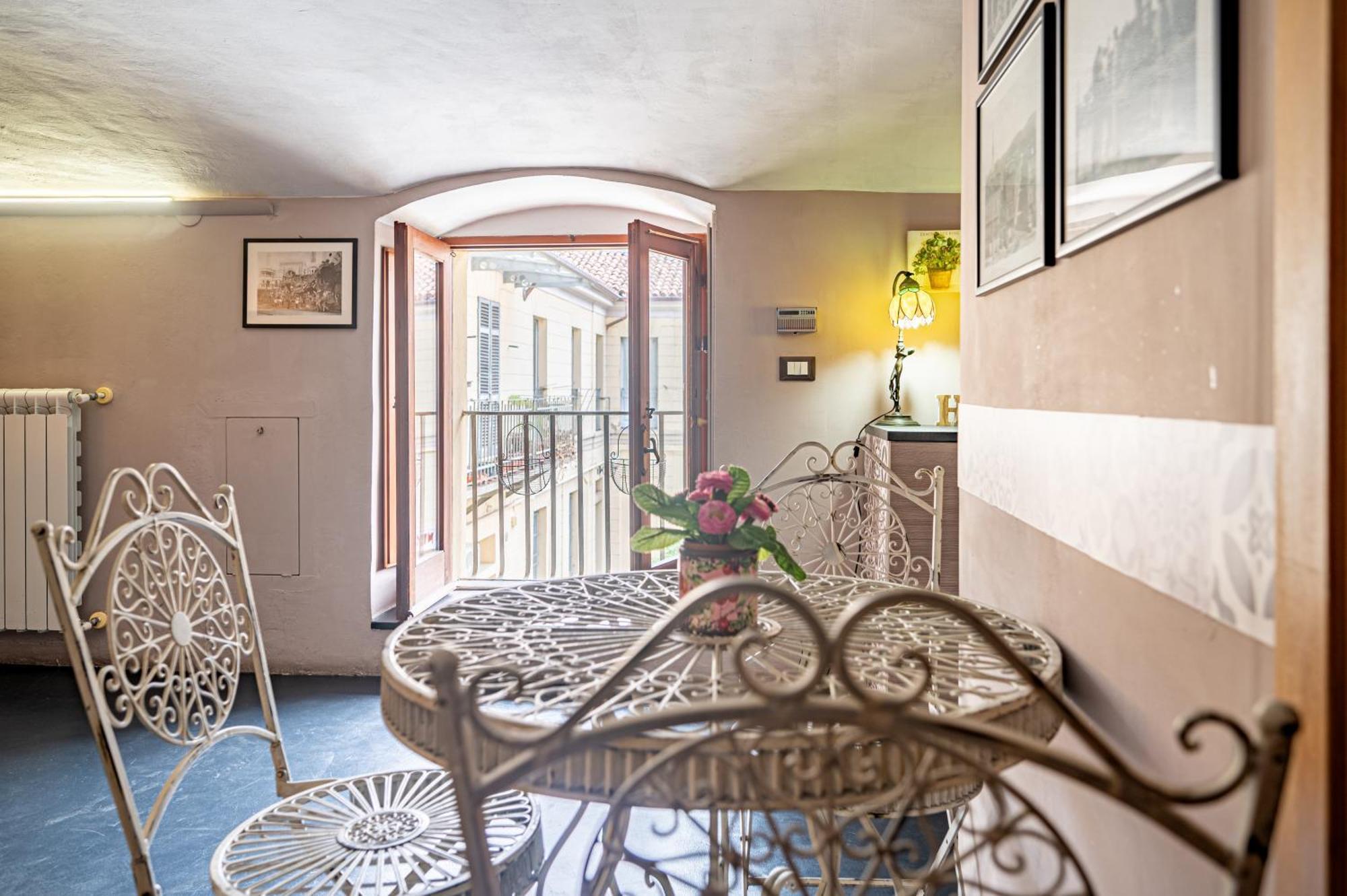 Loft Verga, Cuore E Stile In Centro A Torino Екстер'єр фото